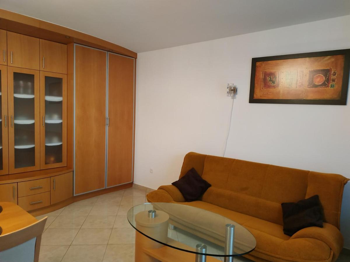 Apartament Zoya + Garaz กรินีซา ดรอยจ์ ภายนอก รูปภาพ