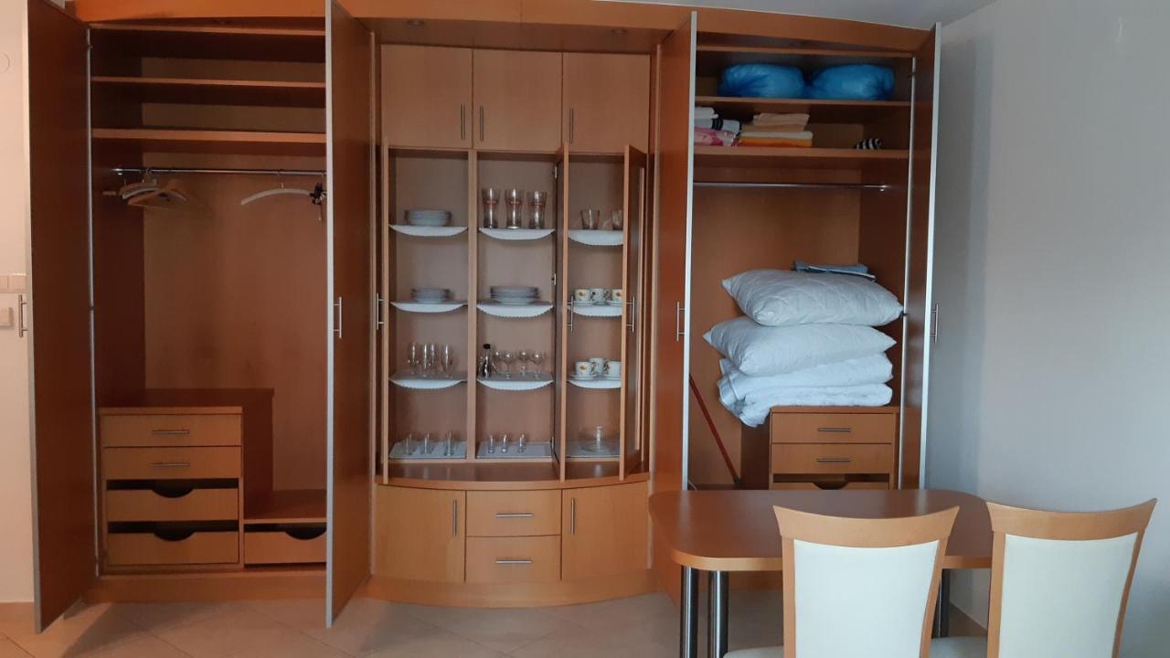 Apartament Zoya + Garaz กรินีซา ดรอยจ์ ภายนอก รูปภาพ